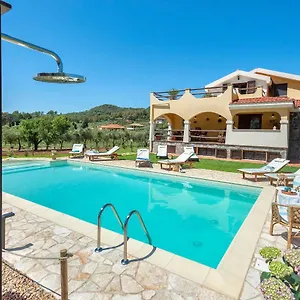Saige , Piscina Ad Uso Esclusivo, Con Idromassaggio Villa