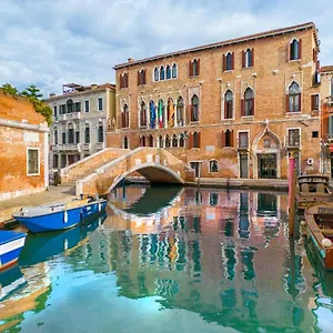 Palazzo Marcello Al Sole 3* Венеция