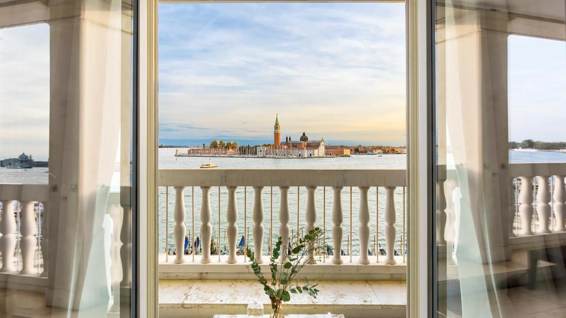 Londra Palace Venezia 5*, Venice Italy