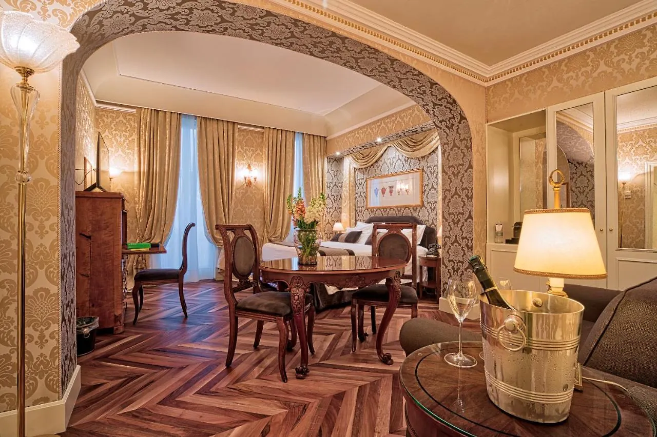 Londra Palace Venezia Itálie